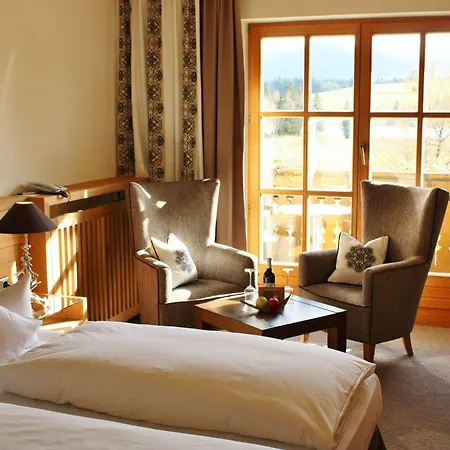 Parkhotel Am Soier 4*