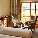 Parkhotel Am Soier 4*